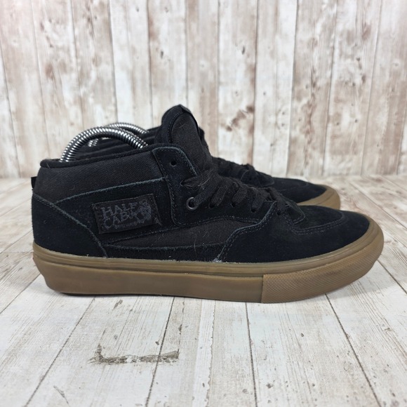 Vans Skate Half Cab Mens 8.5 Black Gum Suede Mid Top Sneakers VN0A5FCDY28